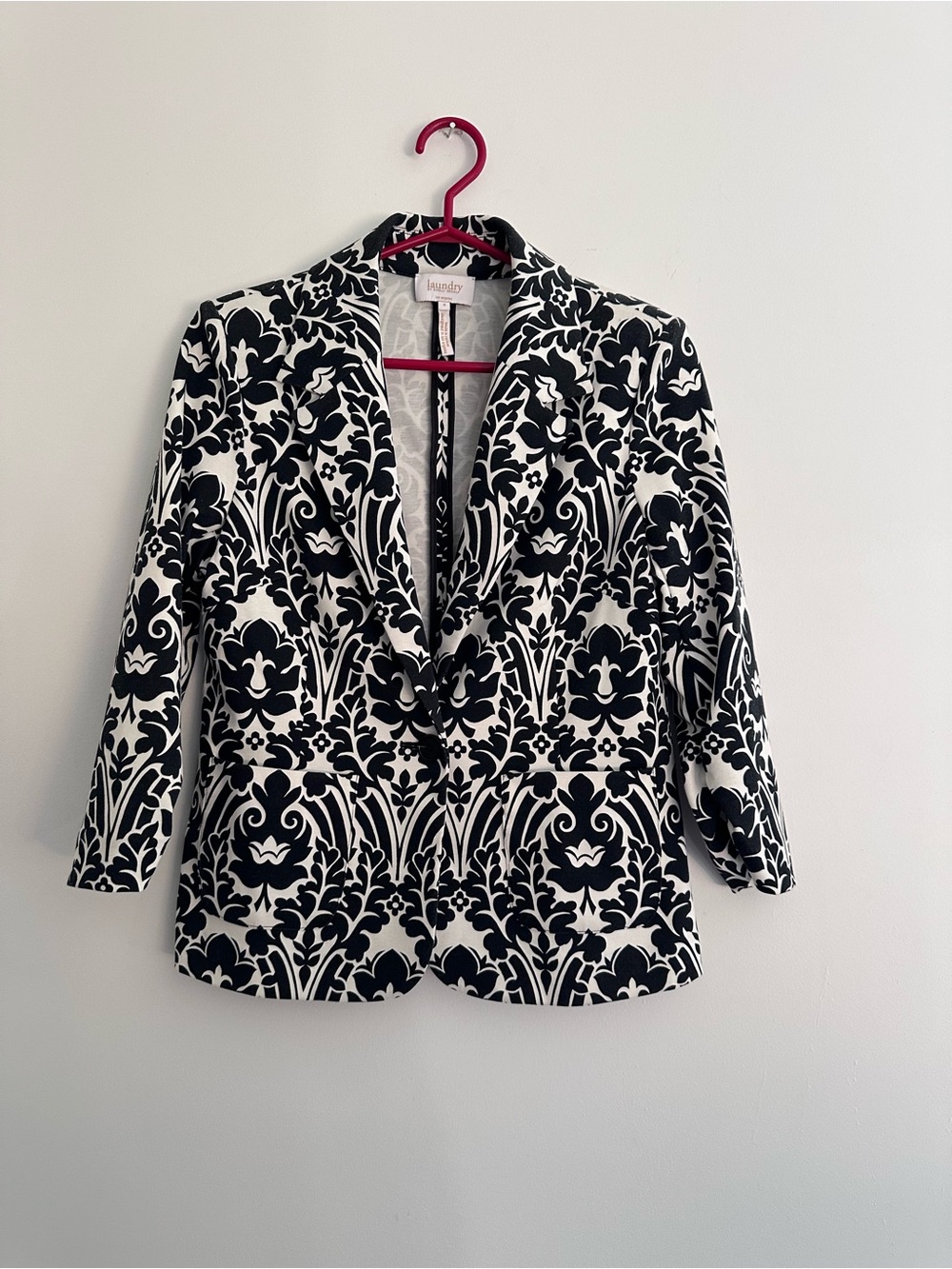 Laundry By Shelli Segal Black and White Floral Damask Blazer